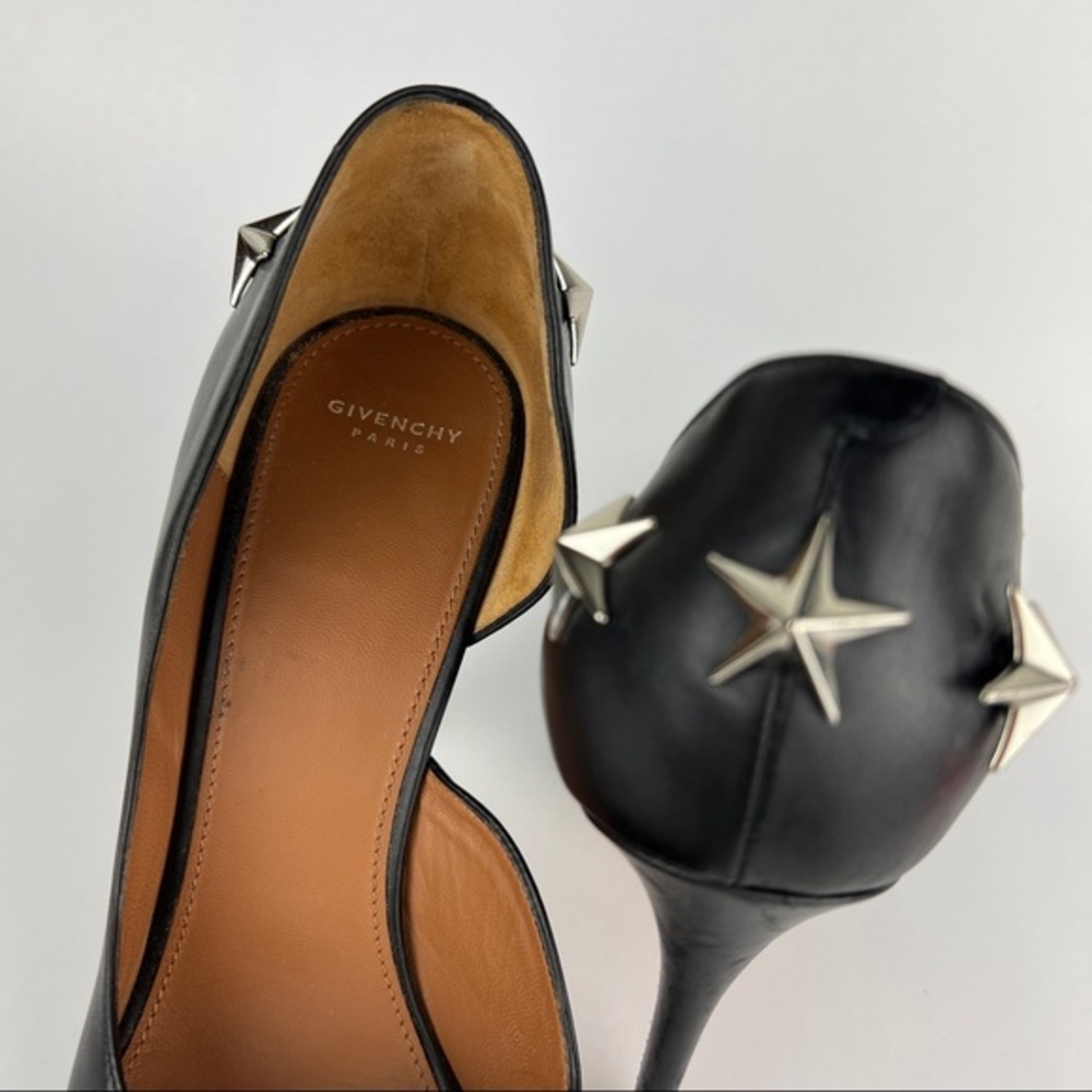 Givenchy Star Studded Leather D’Orsay Pumps - Picture 2 of 7